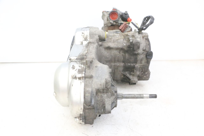 photo de SILNIK PEUGEOT SATELIS 125 (2013 - 2018) - Punkty mocowania