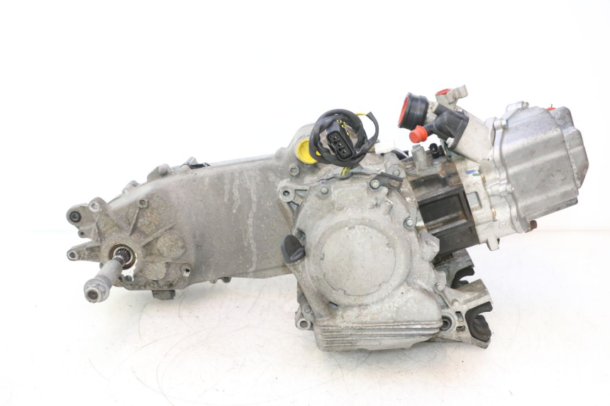 photo de SILNIK PEUGEOT SATELIS 125 (2013 - 2018) - Widok z bliska