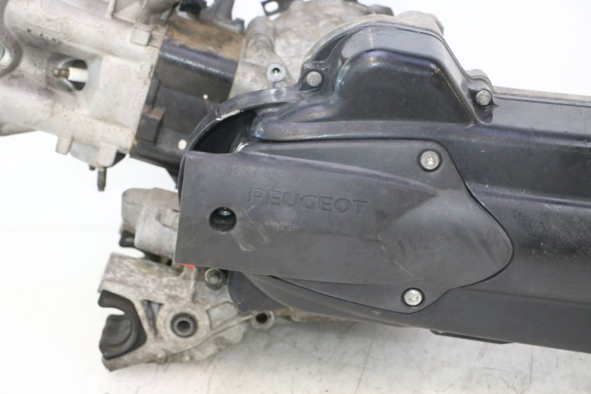 photo de SILNIK PEUGEOT SATELIS 125 (2013 - 2018) - Szczegół części