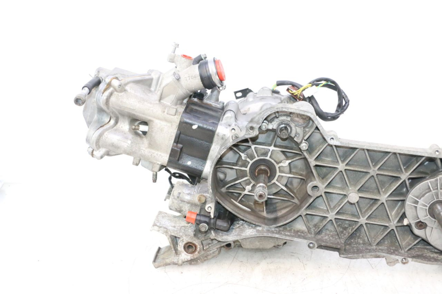 photo de SILNIK PEUGEOT SATELIS 125 (2013 - 2018) - Zoom stanu zużycia