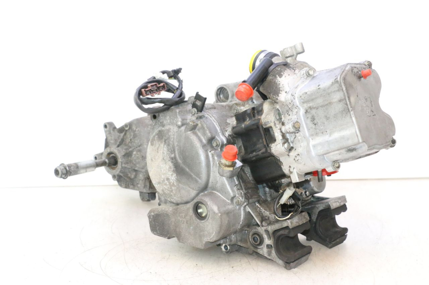 photo de SILNIK PEUGEOT SATELIS 125 (2006 - 2009) - Stan powierzchni