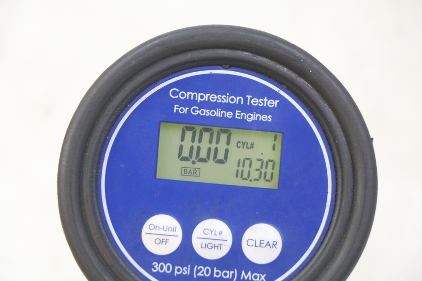 photo de SILNIK MBK SKYLINER 125 (1998 - 2001) - Zoom stanu zużycia