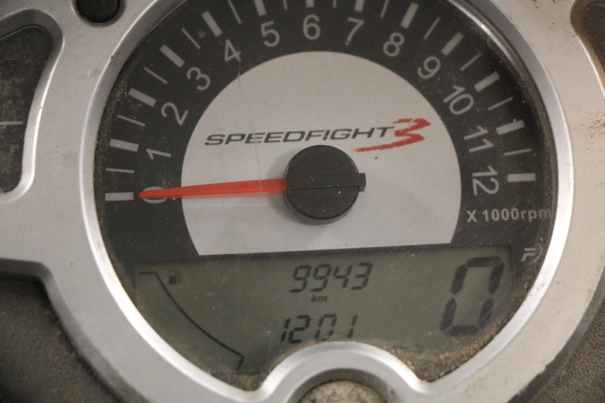 photo de SILNIK PEUGEOT SPEEDFIGHT 3 AIR 50 (2009 - 2015) - Zoom stanu zużycia