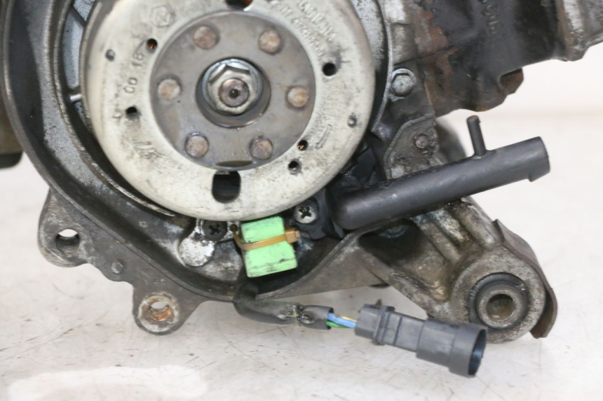 photo de SILNIK APRILIA SR R 2T LC 50 (2018 - 2021) - Alternatywny kąt