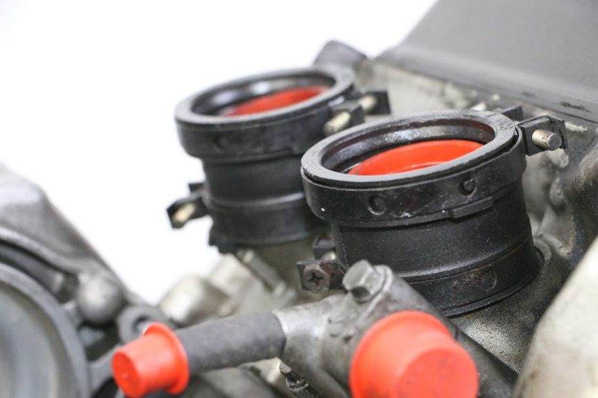 photo de SILNIK HONDA ST PAN EUROPEAN 1300 (2002 - 2013) - Szczegół części