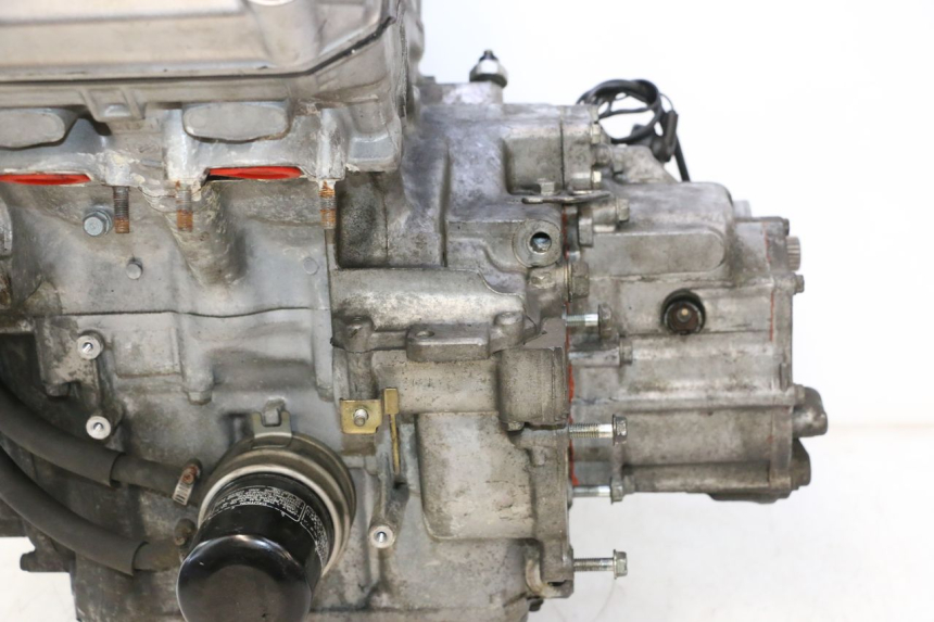 photo de SILNIK HONDA ST PAN EUROPEAN 1100 (1990 - 2002) - Zbliżenie komponentów