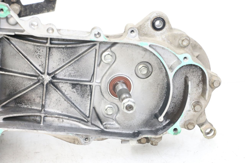 photo de SILNIK VASTRO STREET X 4T 50 (2016 - 2021) - Widok z bliska