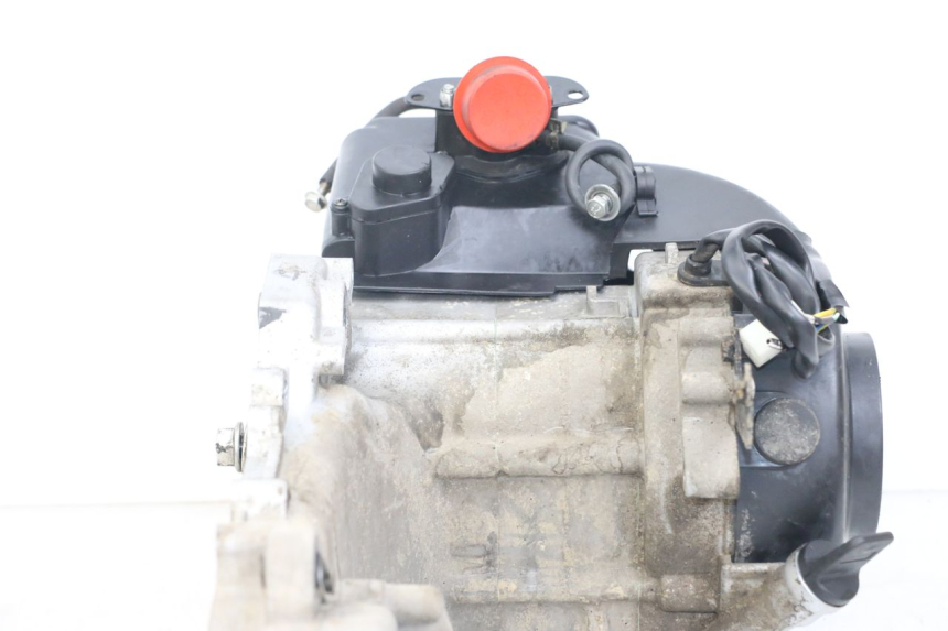 photo de SILNIK VASTRO STREET X 4T 50 (2016 - 2021) - Stan powierzchni