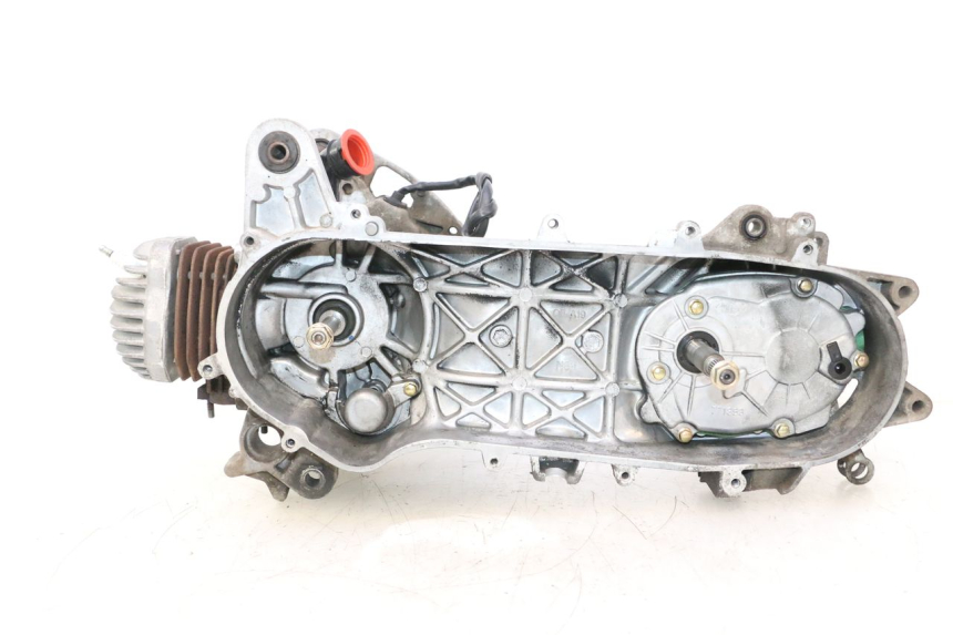 photo de SILNIK PEUGEOT STREETZONE NAKED 2T 50 (2014 - 2018) - Widok główny