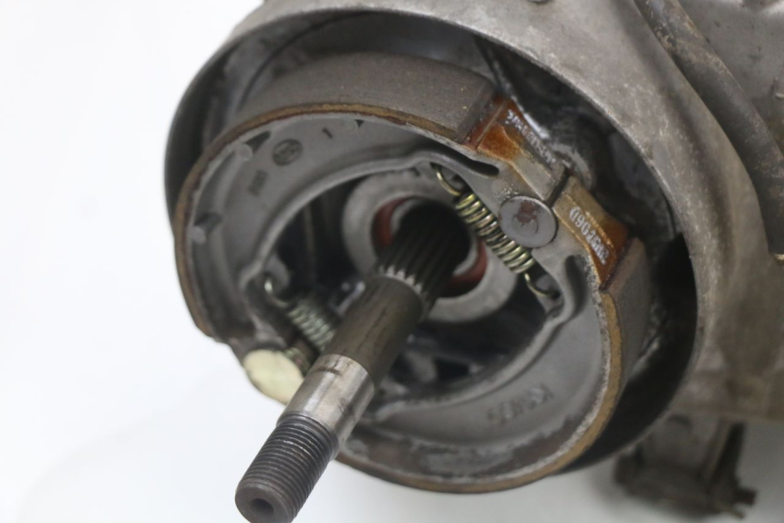 photo de SILNIK KYMCO SUPER 8 125 (2008 - 2015) - Stan powierzchni