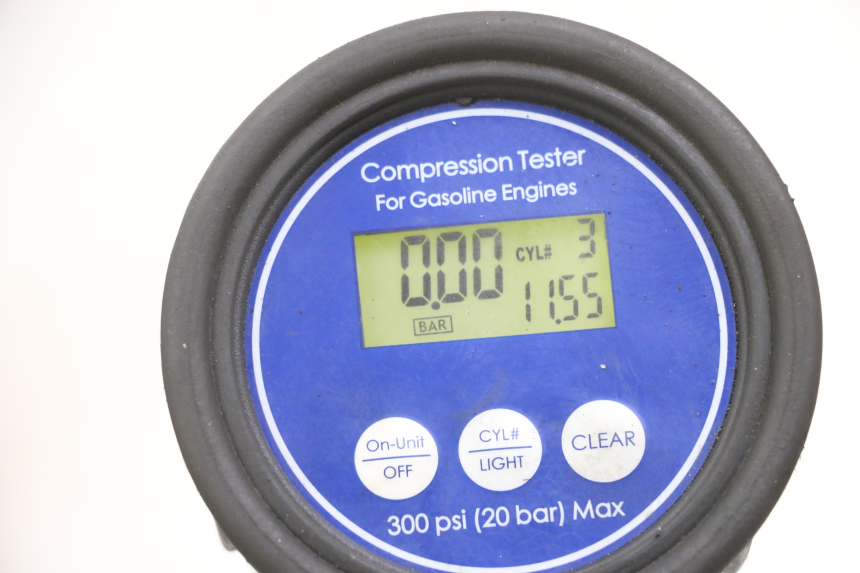 photo de SILNIK SUZUKI GSX F GSXF 650 (2007 - 2015) - Punkty mocowania