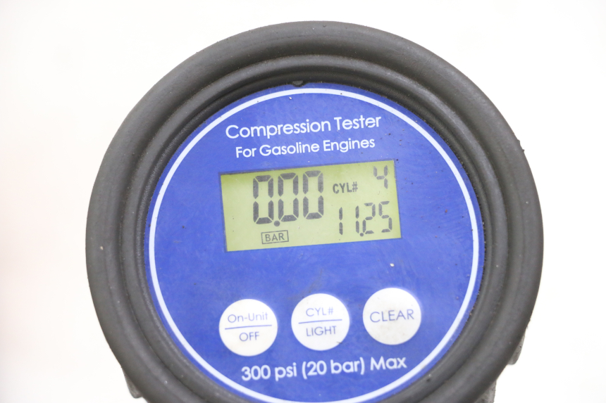 photo de SILNIK SUZUKI GSX F GSXF 650 (2007 - 2015) - Stan powierzchni