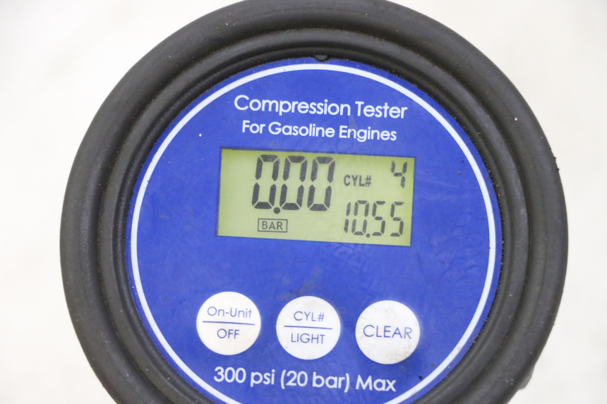 photo de SILNIK SUZUKI GSX F GSXF 650 (2007 - 2015) - Szczegóły charakterystyczne