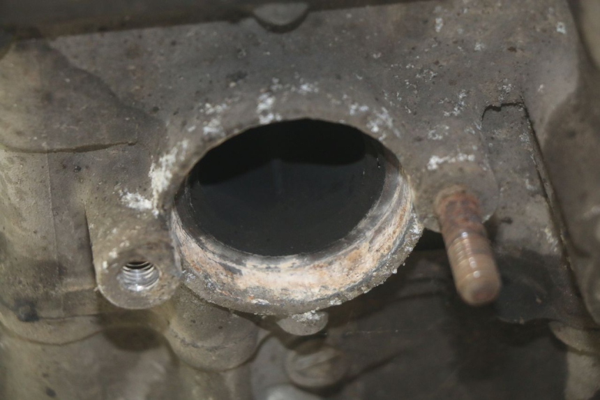 photo de SILNIK SUZUKI SV S 650 (1999 - 2002) - Zoom stanu zużycia