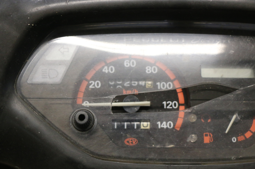 photo de SILNIK PEUGEOT SV 80 (1993 - 1997) - Struktura - zbliżenie