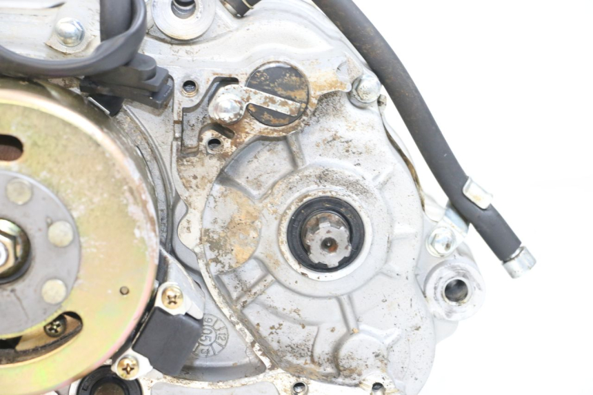 photo de SILNIK MINI MX SX 125 - Zbliżenie komponentów