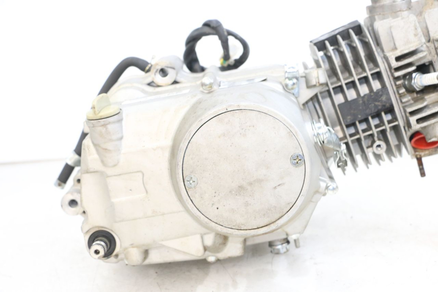 photo de SILNIK MINI MX SX 125 - Punkty mocowania