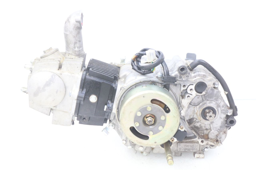 photo de SILNIK NITRO MOTORS THUNDER 125 - Szczegóły charakterystyczne