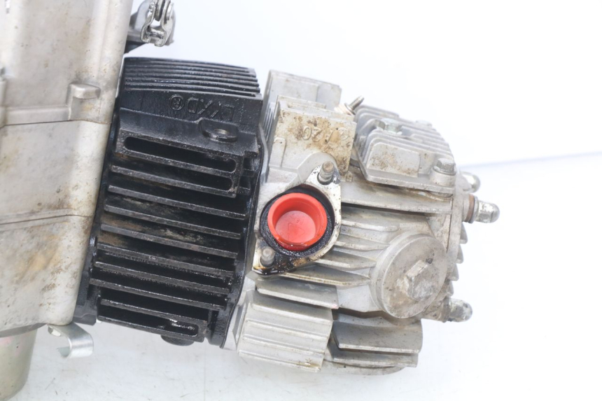 photo de SILNIK NITRO MOTORS THUNDER 125 - Inny kąt widzenia