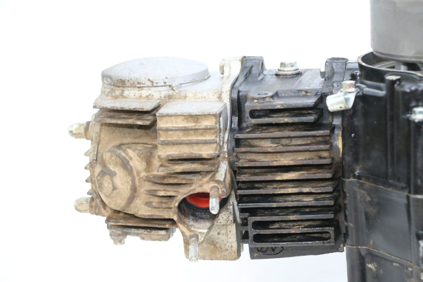 photo de SILNIK NITRO MOTORS THUNDER 125 - Zbliżenie komponentów