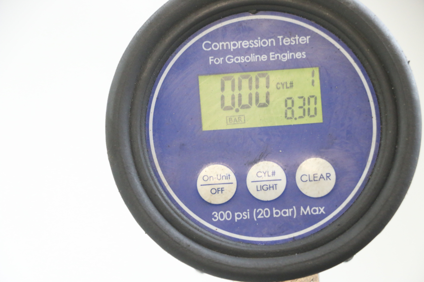 photo de SILNIK PEUGEOT TKR TREKKER FURIOUS 50 (2005 - 2014) - Zoom stanu zużycia