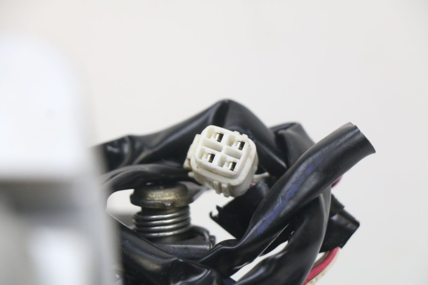 photo de SILNIK YAMAHA TTR 125 (2000 - 2020) - Alternatywny kąt