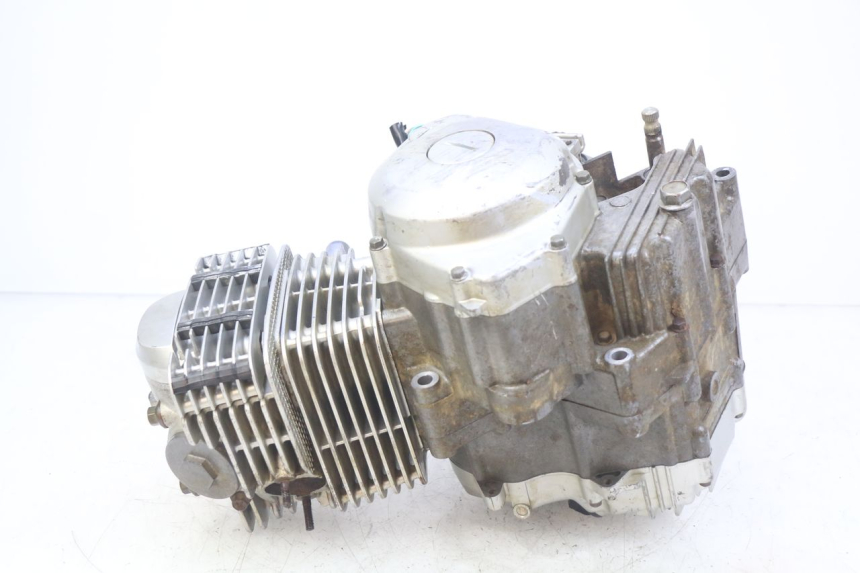 photo de SILNIK YAMAHA TTR 125 (2000 - 2020) - Zoom stanu zużycia