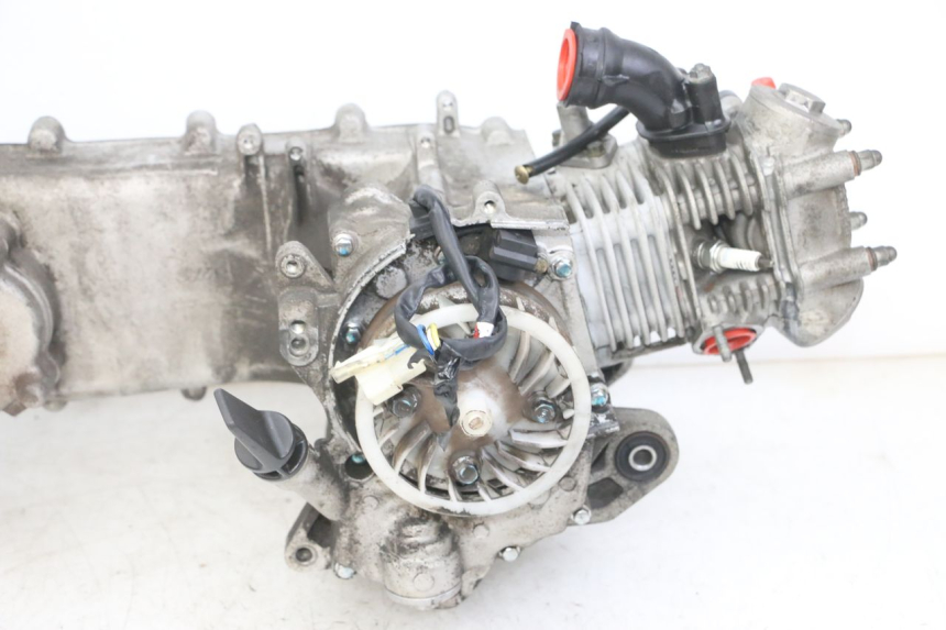 photo de SILNIK PEUGEOT TWEET 4T 50 (2014 - 2019) - Szczegóły charakterystyczne