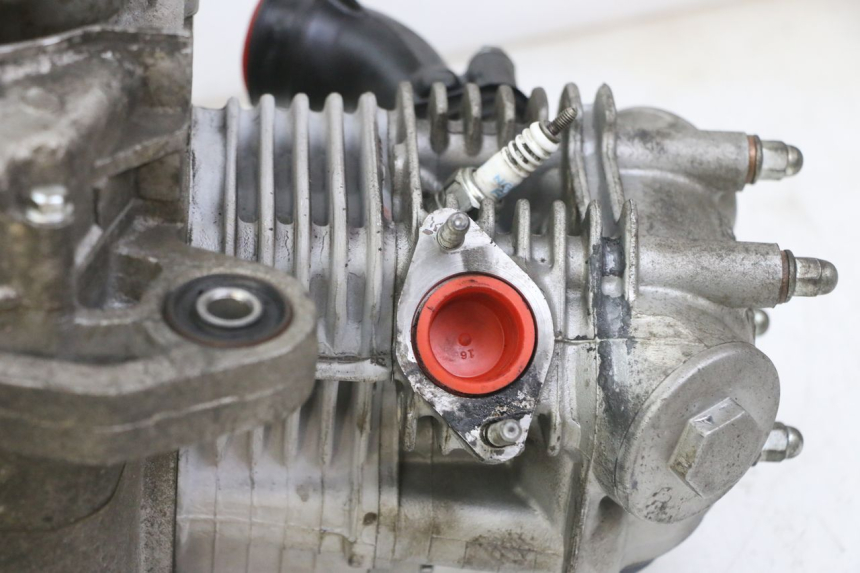 photo de SILNIK PEUGEOT TWEET 4T 50 (2014 - 2019) - Zoom stanu zużycia