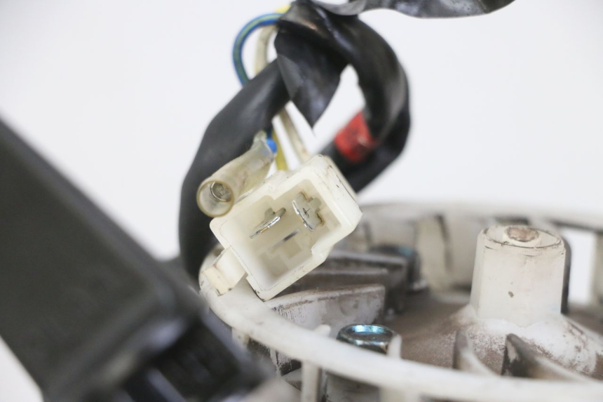 photo de SILNIK PEUGEOT TWEET 4T 50 (2014 - 2019) - Inny kąt widzenia