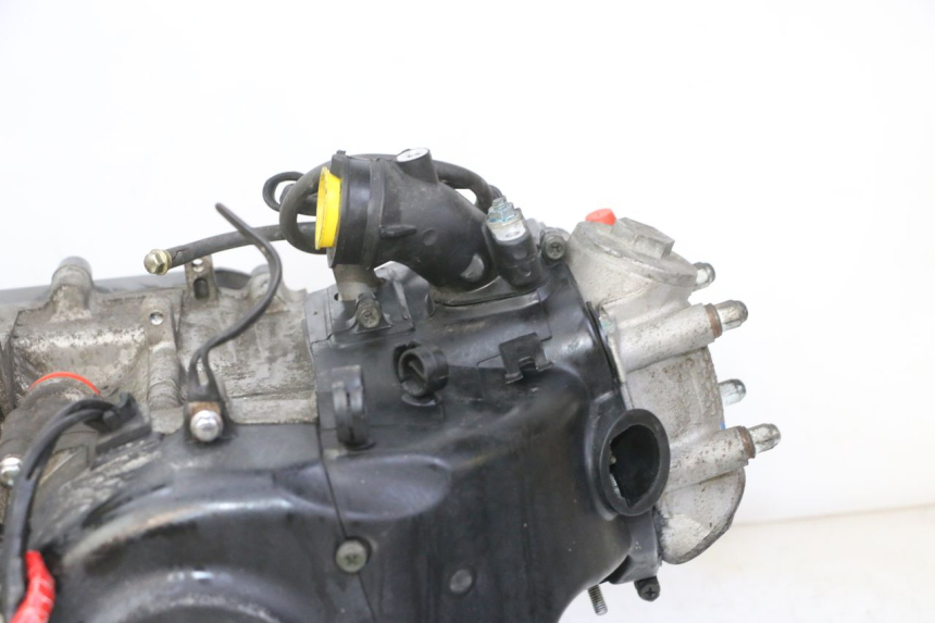 photo de SILNIK PEUGEOT TWEET 4T 50 (2018 - 2022) - Widok z bliska