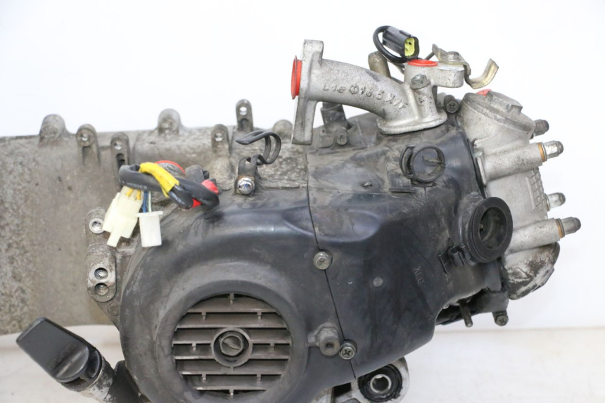 photo de SILNIK PEUGEOT TWEET PRO CARGO 50 (2018 - 2022) - Stan powierzchni