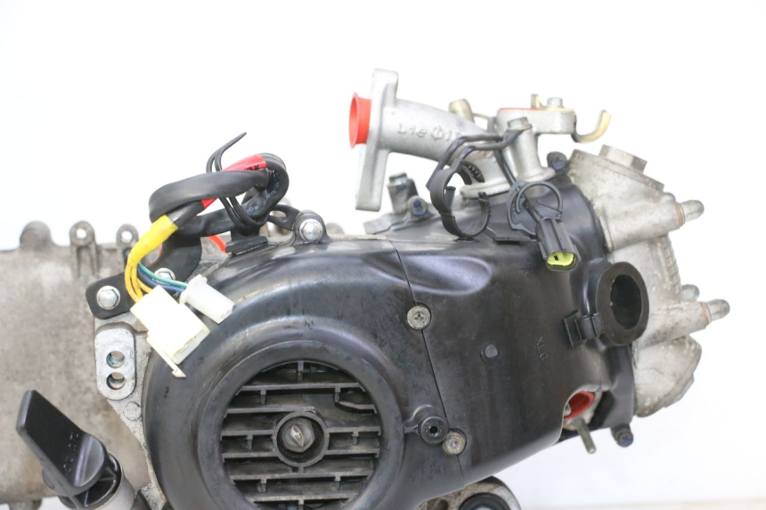 photo de SILNIK PEUGEOT TWEET PRO EFI 4T 50 (2021 - 2022) - Kontrola wizualna