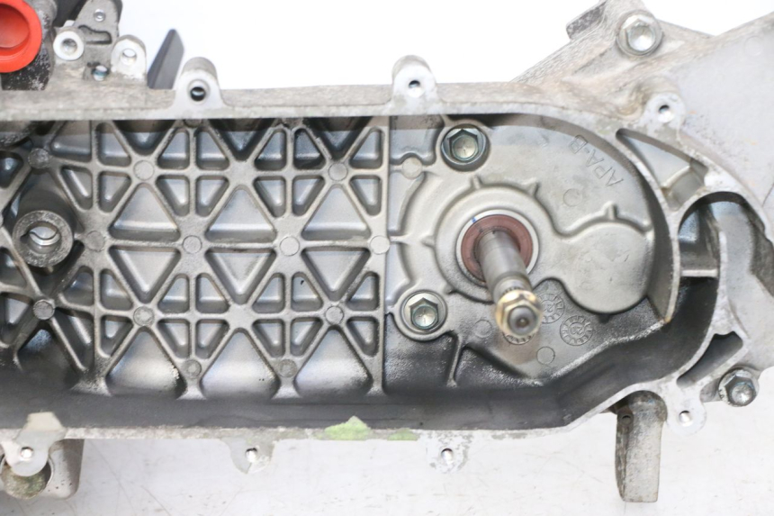 photo de SILNIK PEUGEOT TWEET PRO EFI 4T 50 (2021 - 2022) - Zoom stanu zużycia