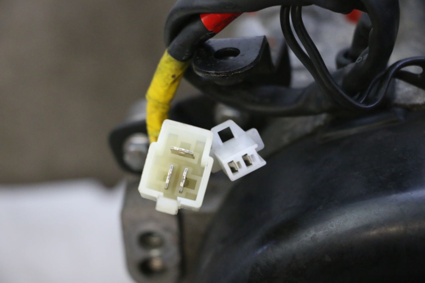 photo de SILNIK PEUGEOT TWEET PRO EFI 4T 50 (2021 - 2022) - Zbliżenie techniczne