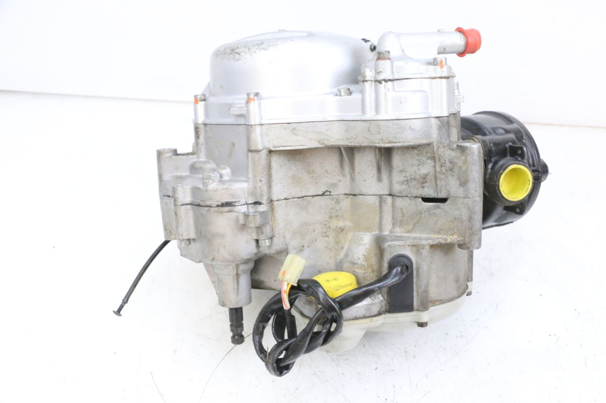 photo de SILNIK YAMAHA TZR 50 (2008 - 2016) - Inny kąt widzenia