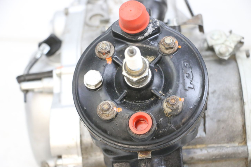 photo de SILNIK YAMAHA TZR 50 (2008 - 2016) - Stan powierzchni