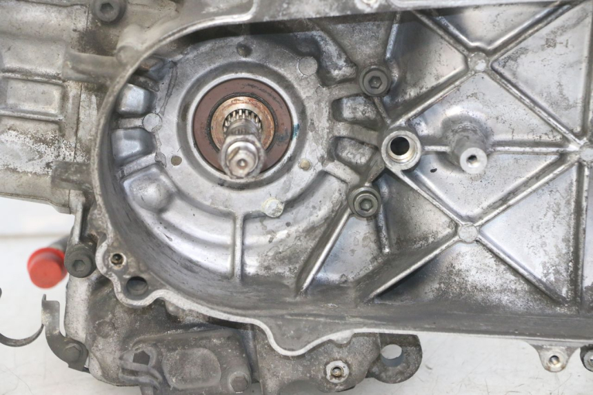 photo de SILNIK SUZUKI UH BURGMAN 125 (2002 - 2006) - Szczegóły charakterystyczne