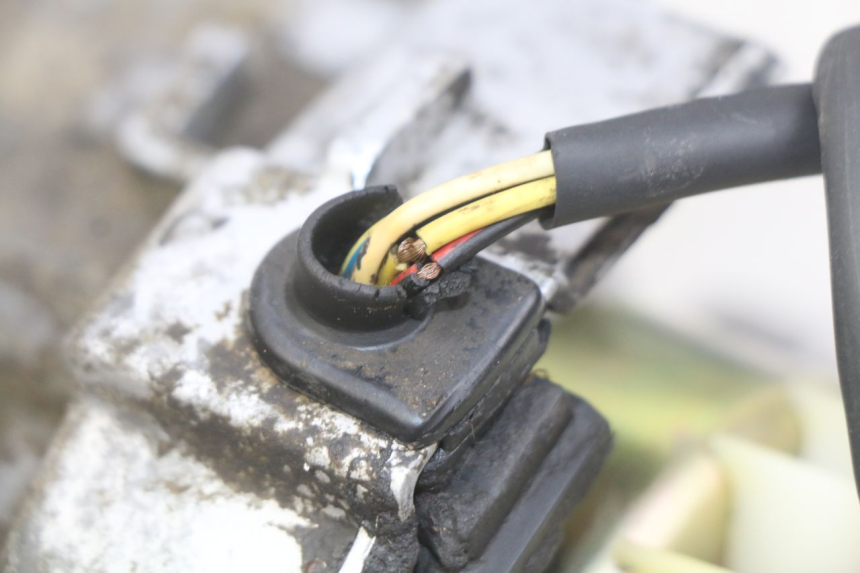 photo de SILNIK PEUGEOT V-CLIC VCLIC 50 (2007 - 2013) - Punkty mocowania