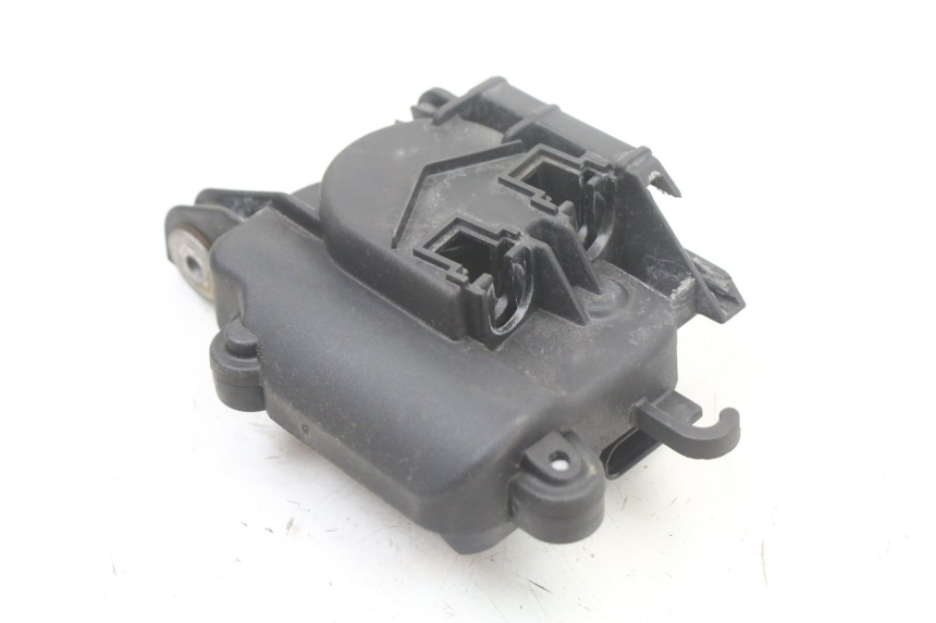 photo de SILNIK ZAWÓR WYDECHOWY BMW S RR ABS S1000RR 1000 (2015 - 2018) - Szczegół części