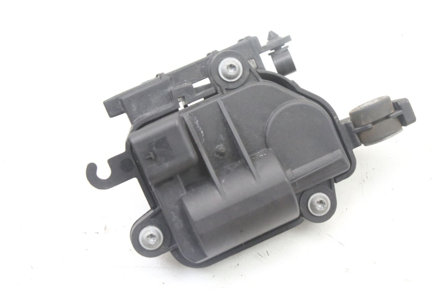 photo de SILNIK ZAWÓR WYDECHOWY BMW S RR ABS S1000RR 1000 (2015 - 2018) - Inny kąt widzenia