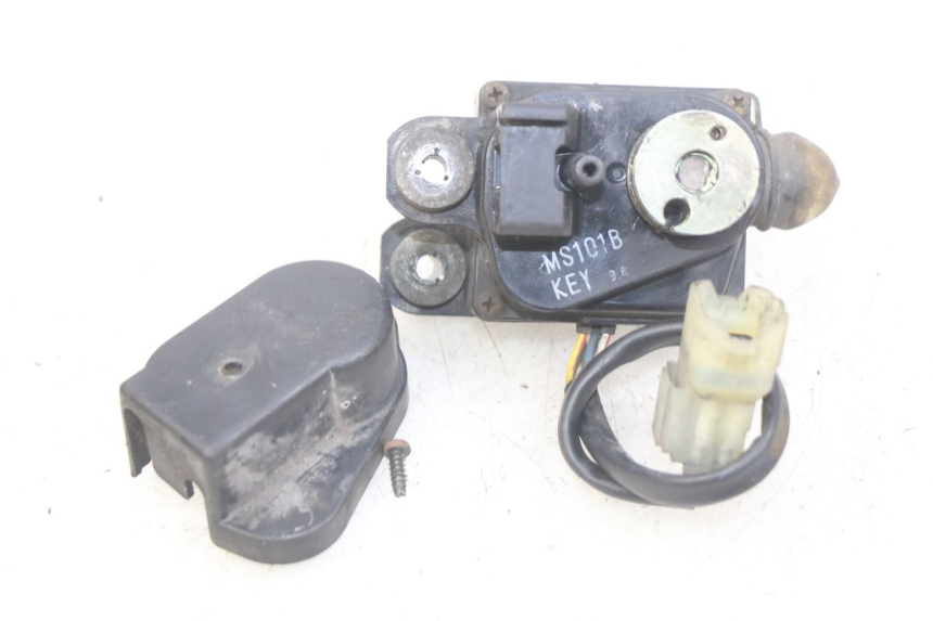 photo de SILNIK ZAWÓR WYDECHOWY HONDA FES PANTHEON 2T 125 (1998 - 2002) - Widok główny