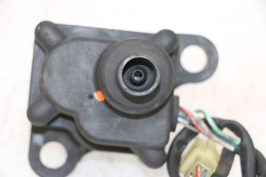 photo de SILNIK ZAWÓR WYDECHOWY HONDA NSR R 125 (1994 - 2003) - Punkty mocowania