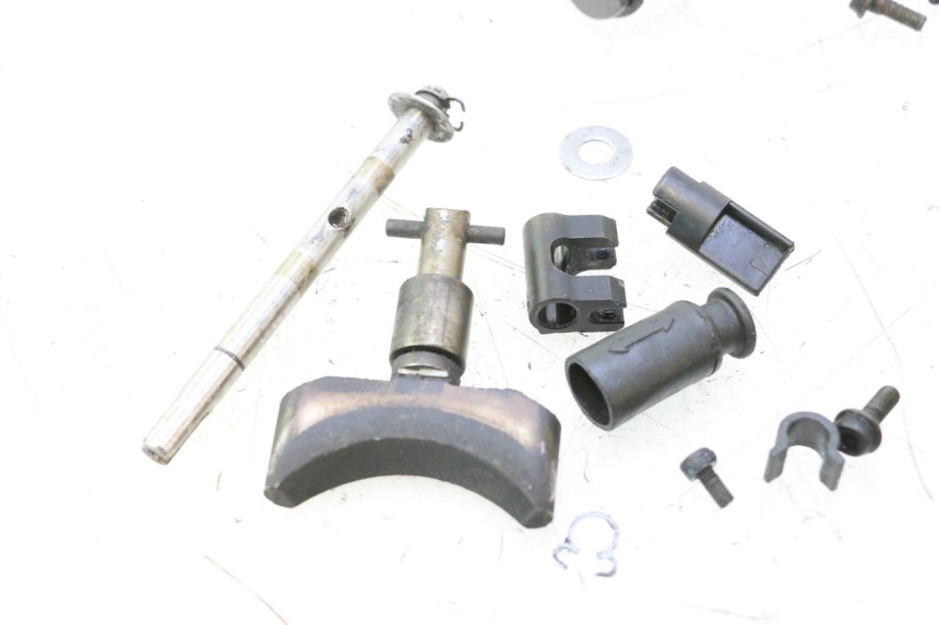 photo de SILNIK ZAWÓR WYDECHOWY YAMAHA WAVE RUNNER GP R 1200 (2000 - 2003) - Widok produktu