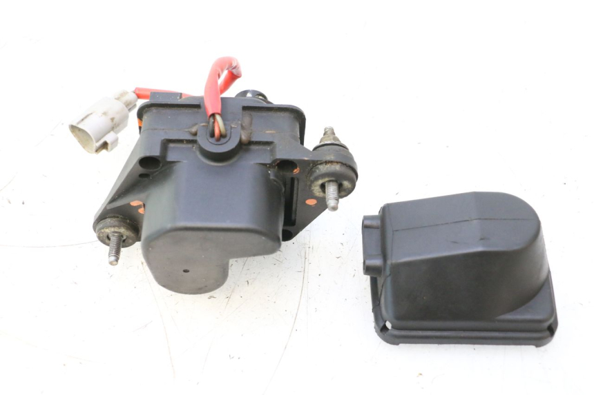 photo de SILNIK ZAWÓR WYDECHOWY YAMAHA WAVE RUNNER GP R 1200 (2000 - 2003) - Zbliżenie techniczne