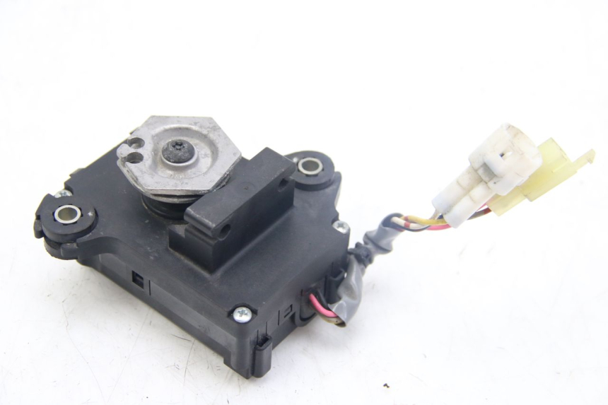 photo de SILNIK ZAWÓR WYDECHOWY KAWASAKI Z ABS 1000 (2014 - 2020) - Szczegół części