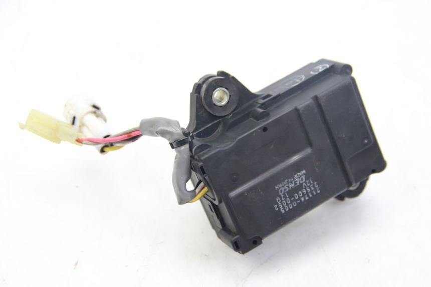 photo de SILNIK ZAWÓR WYDECHOWY KAWASAKI Z ABS 1000 (2014 - 2020) - Zbliżenie techniczne