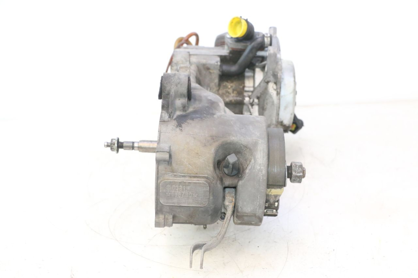 photo de SILNIK PIAGGIO VESPA LX 2T 50 (2005 - 2013) - Zbliżenie techniczne
