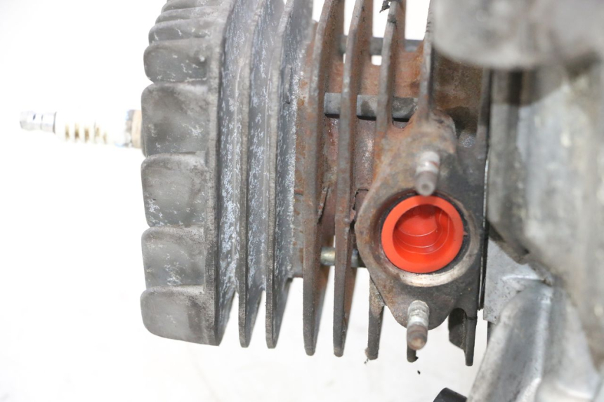 photo de SILNIK PIAGGIO VESPA LX 2T 50 (2005 - 2013) - Zbliżenie techniczne