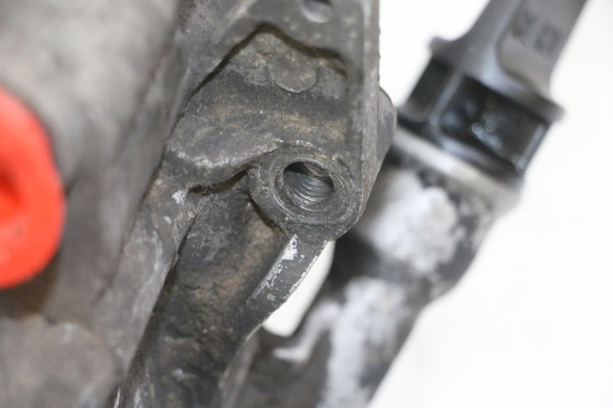 photo de SILNIK PEUGEOT VIVACITY NEW 4T 50 (2008 - 2017) - Zoom stanu zużycia